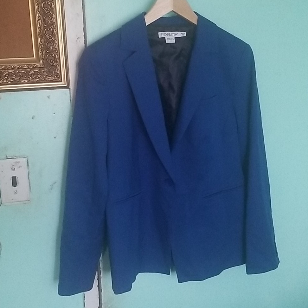 Petite women's Pendleton blazer
